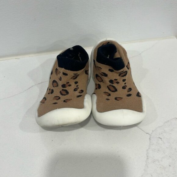 Leopard Sock Shoes - Picture 2 of 5